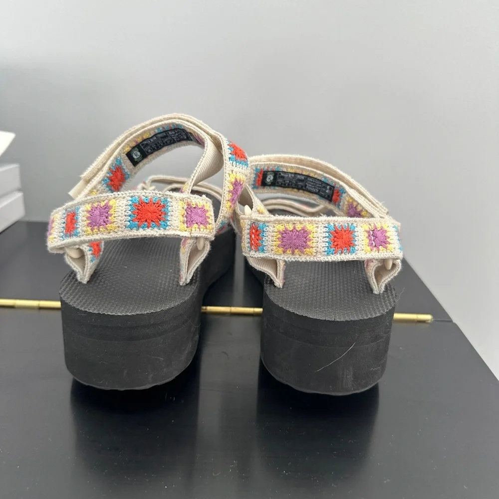 Teva Women's Colorful Crochet Platform Sandal size 10 - Picture 5 of 8